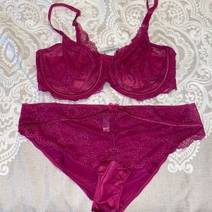 Adore Me Bra & Panty Set 42D/2X